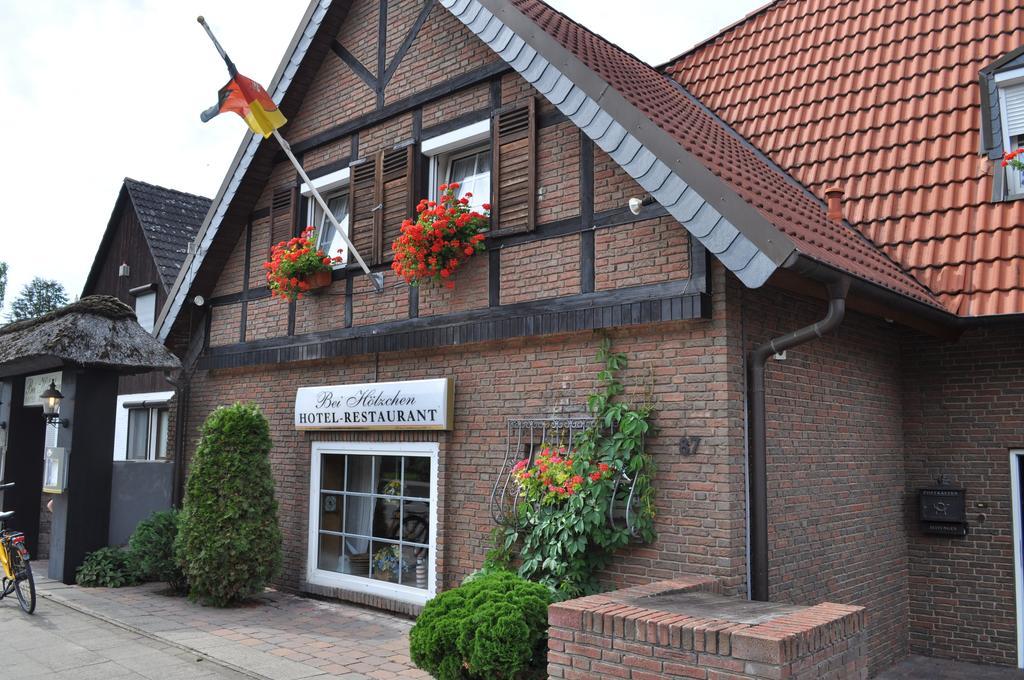 Hotel & Restaurant Bei Hoelzchen Хановер Екстериор снимка