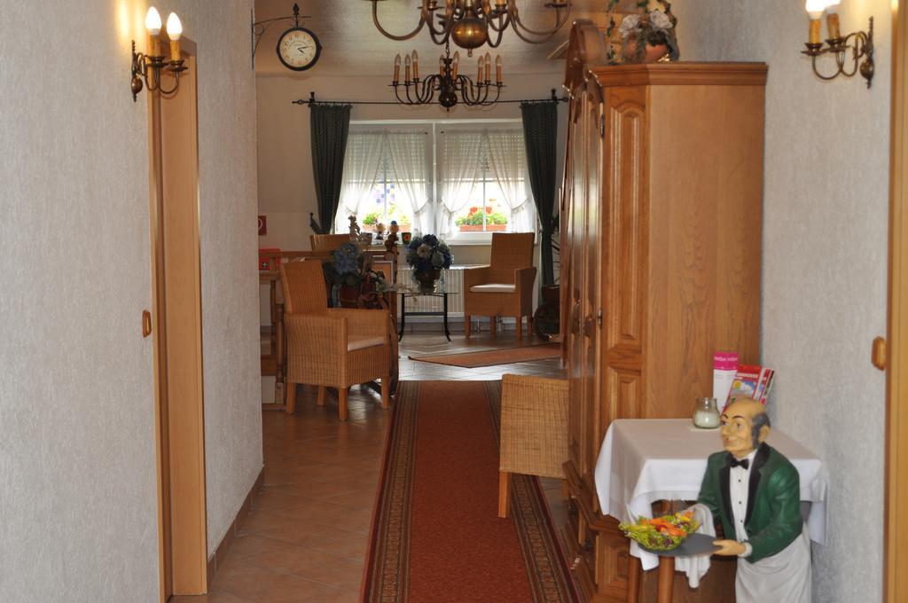 Hotel & Restaurant Bei Hoelzchen Хановер Екстериор снимка