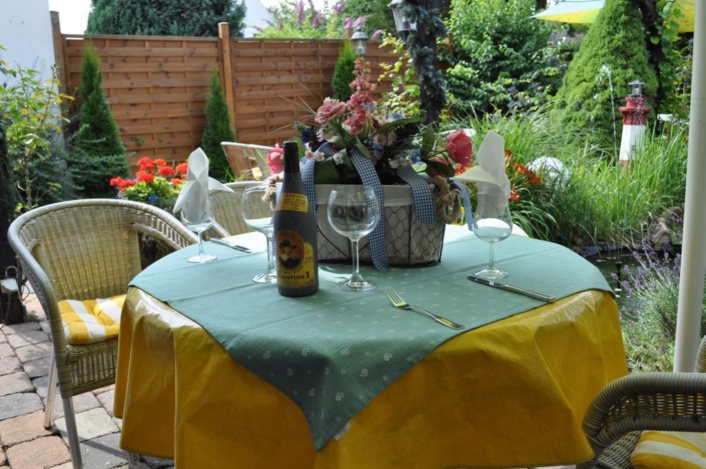 Hotel & Restaurant Bei Hoelzchen Хановер Екстериор снимка